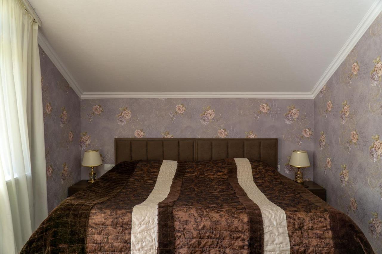 Hotel Diamond Kazbegi ภายนอก รูปภาพ