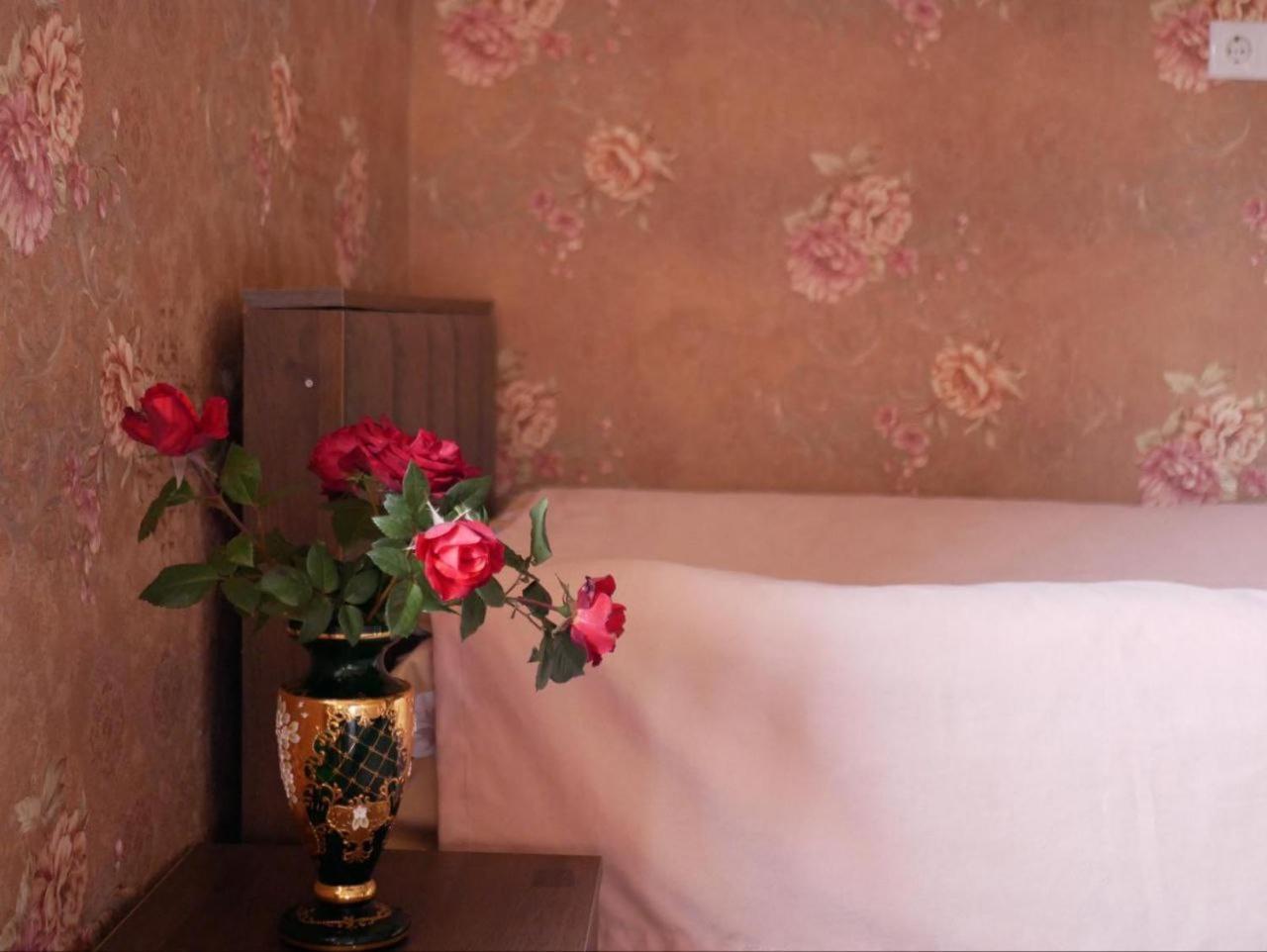 Hotel Diamond Kazbegi ภายนอก รูปภาพ