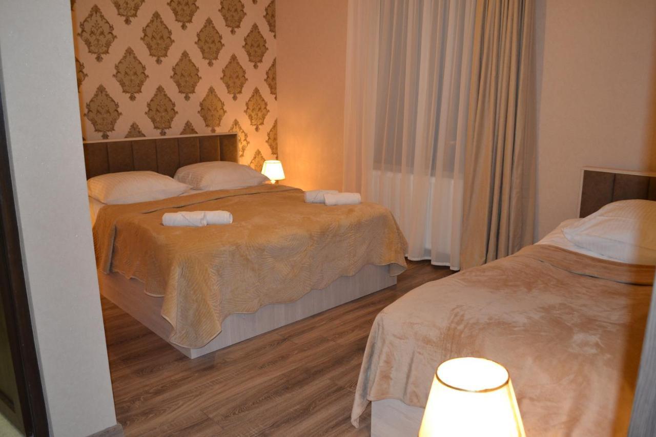 Hotel Diamond Kazbegi ภายนอก รูปภาพ